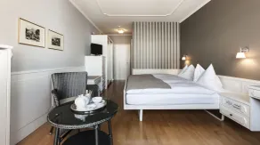 Romantik Hotel Schweizerhof & Spa Flims - Room