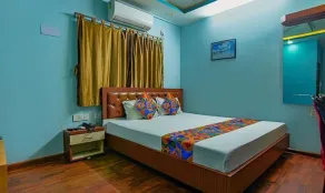Fabhotel Ag Star - Room