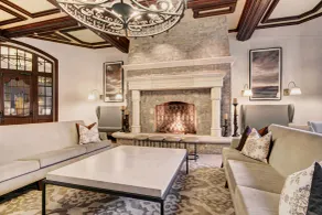 The Arrabelle at Vail Square, a RockResort, by Vail Resorts - Lobby sitting area