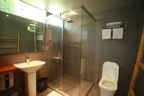 Cala Laiya - Bathroom