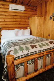 North Forty Resort - Room