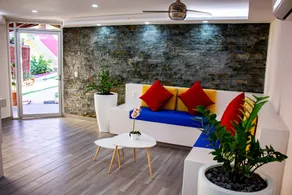 Tronco Bay Inn - Reception