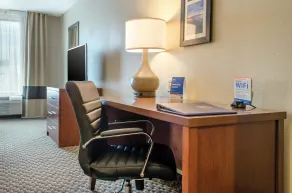 Comfort Inn & Suites Biloxi - D'Iberville - Chambre