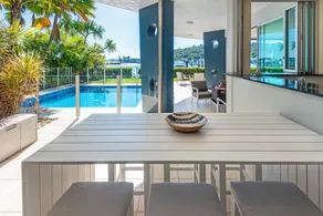 Pavillions 17 Waterfront with Private Pool and Buggy - Piscine