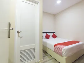 LEA GUEST HOUSE & CAFE Lukut - Chambre