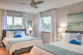 Canal-Front Vacation Rental in Ocean Shores - Interiör