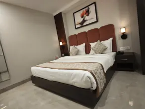 Hotel Kaashika - Room
