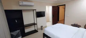 The Hi-Rise - Camera