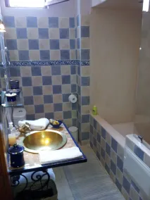 Riad Dar Zouhour - Badeværelse