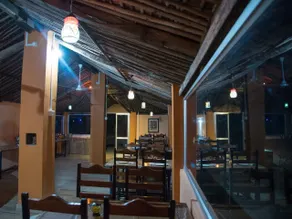 Padmavati lake resort - Restaurant