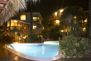 El Magnifico - Pool