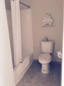 Rodeway Inn Hermiston - Umatilla - Salle de bain