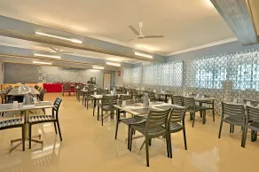 Downtown Business Hotel - Restaurant