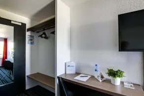 Brit Hotel Reims La Neuvillette - Room