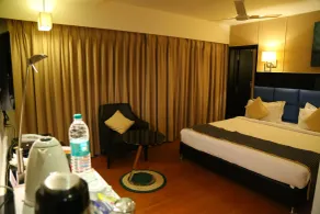 Quality Inn Bez Krishnaa - Room