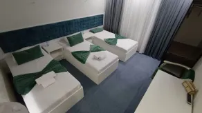 Sharq hotel - Room
