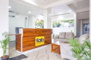 FabHotel Falcon Executive - Pan card club road - Reception