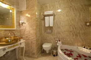 Vali Konak Hotel Nişantaşı - Bathroom