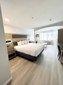 Hotel Aluxor SFO, Shuttle Service - Chambre