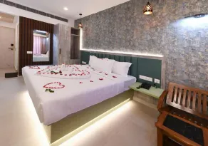 Hotel Regency Grande - Chambre