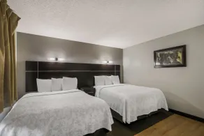 Red Roof Inn PLUS+ & Suites Knoxville West - Cedar Bluff - Zimmer