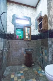 TwoSpaces Living at Wave And Chill House, Canggu - Salle de bain