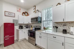Stylish Home ~ 2 Mi to Jackson State & Belhaven! - Interiør