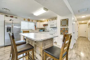 Hike & Explore: Retreat w/ Scenic Views in Selah! - Innvendig