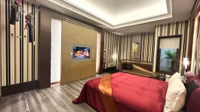 Shining Motel - Room