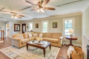 Home w/ Fire Pit on 27 Acres in Walhalla! - Interiør