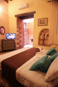Hotel Doña Elvira - Room