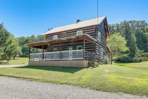 5 Mi to State Parks: Penfield Cabin w/ Fire Pit! - Interiør