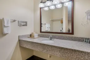 Best Western Sunrise Inn - Baño