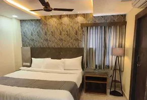 HOTEL SUN LIGHT - Zimmer