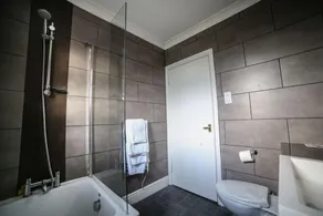 Faenol Fawr Country Hotel - Baño
