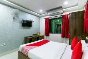 OYO 11368 DK Inn - Zimmer