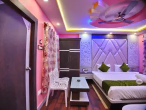 THE PELICAN BEACH RESORT - Room