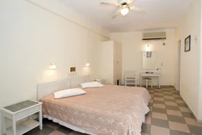 Kamari Beach Hotel - Chambre