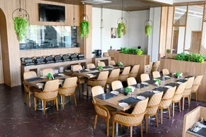 Kings Kraft The Park Executive Hotel - Restaurant