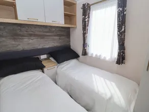 Stag Lodge, Caravan 70 - Rom