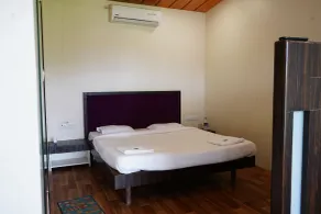 Lotus Resort - Room
