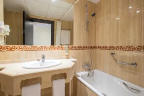 Leonardo Hotel Torremolinos Costa Del Sol - Salle de bain