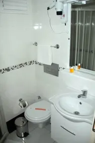 Hotel Simper - Bathroom