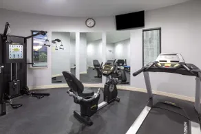 Baymont by Wyndham Houston Hobby Airport - Salle de remise en forme