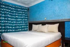 Double One Suites - Room