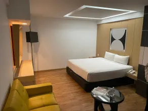 NewPort love hotel - Habitación
