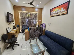 StayGuru Hotel Paradise Inn - Reception