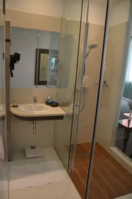 Hotel Nartel - Bathroom