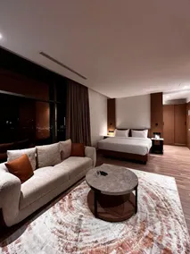 Elegant Hotel - Room