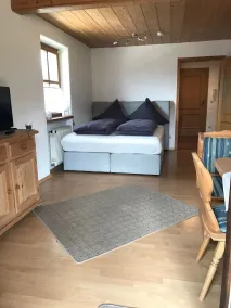 Appartement de vacances avec barbecue et jardin | Vue jardin - Chambre